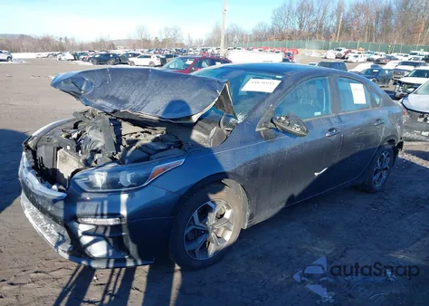 2019 Kia Forte Lxs z USA, uszkodzony, nr VIN 3KPF24AD3KE030245